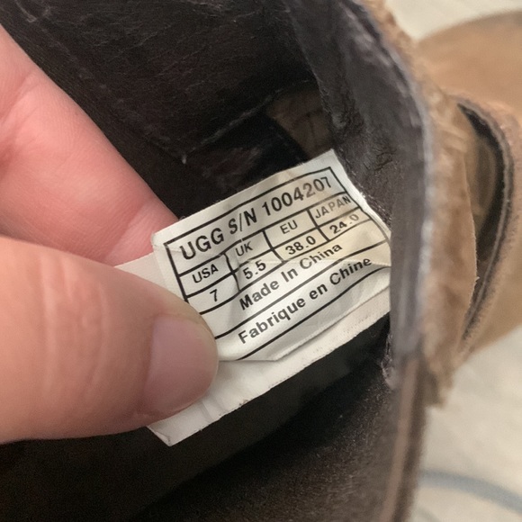 Ugg boots - Picture 10 of 11